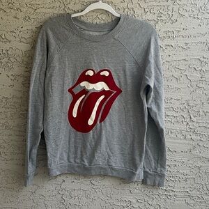 Gray Graphic Women's Crew Neck Sweater